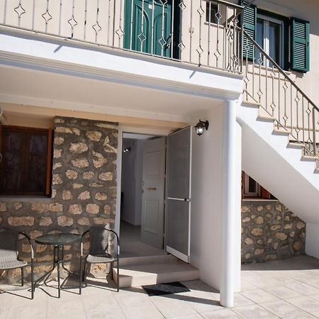 Boursinos Cozy Apartments Lefkada City ภายนอก รูปภาพ