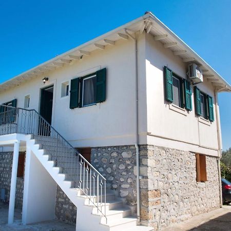 Boursinos Cozy Apartments Lefkada City ภายนอก รูปภาพ