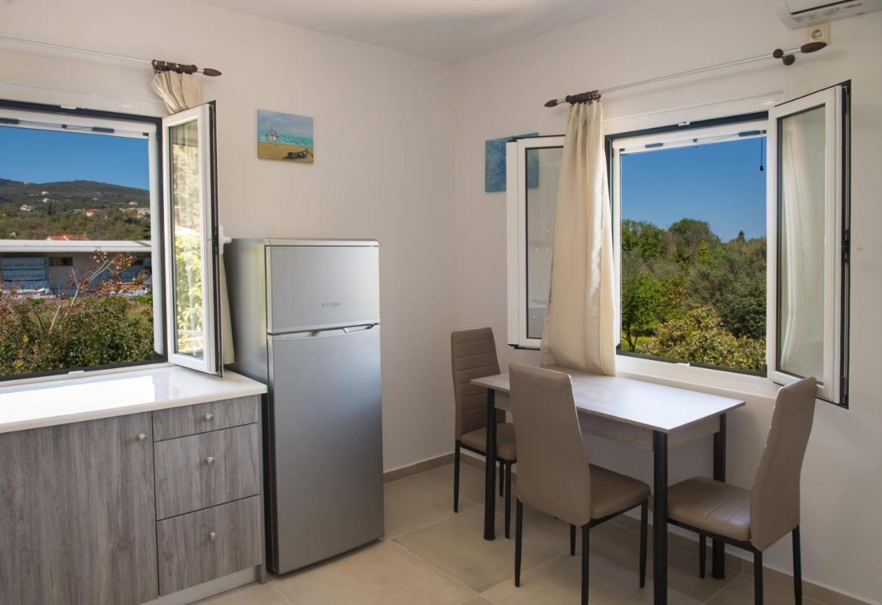 Boursinos Cozy Apartments Lefkada City ภายนอก รูปภาพ